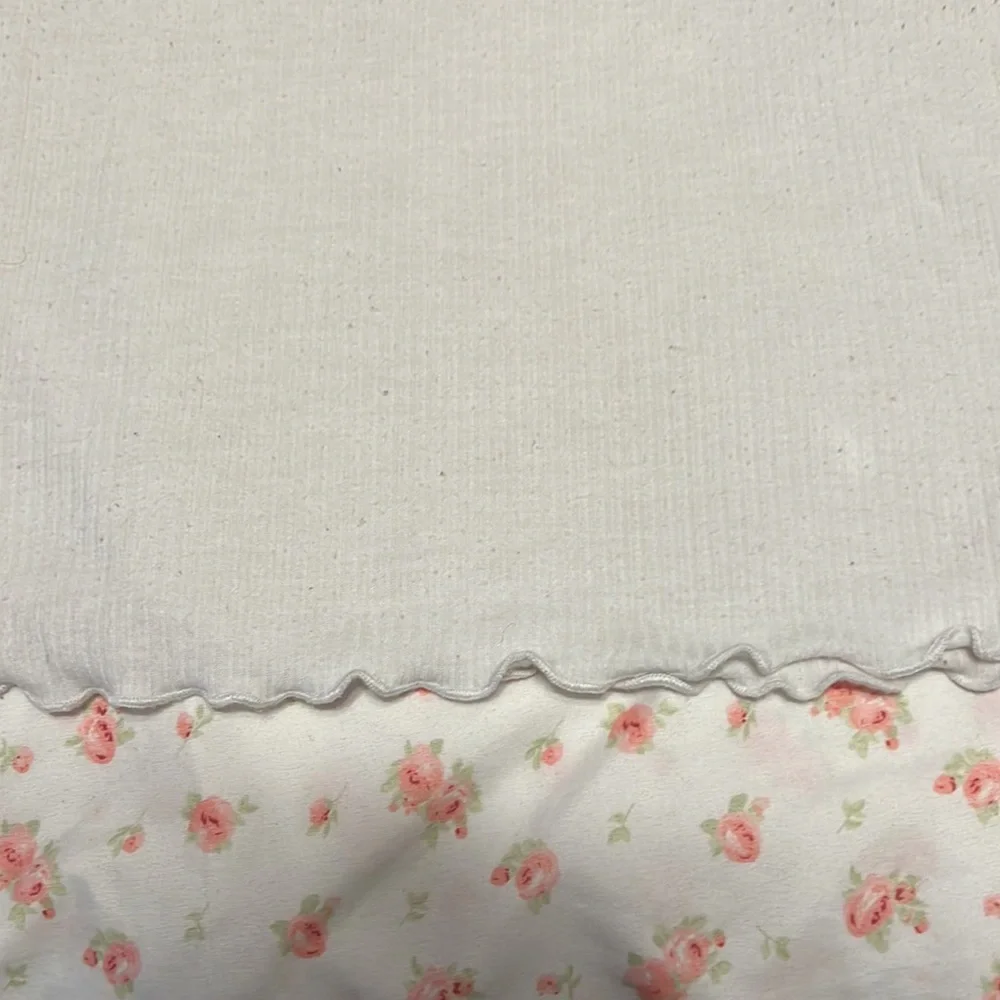 Plan white crop top - Picture 3 of 4